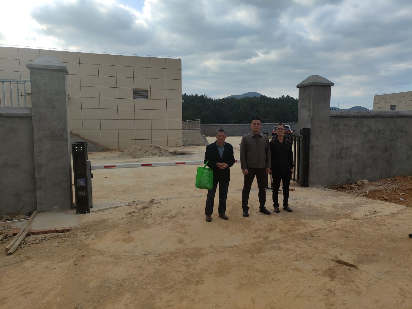 1762914005179003.jpg Compress_圖片1.jpg